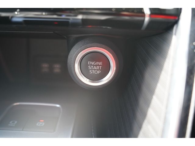 TOYOTA HARRIER 2WD 2023