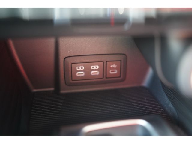 TOYOTA HARRIER 2WD 2023