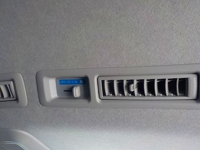 TOYOTA HIACE van 2WD 2021