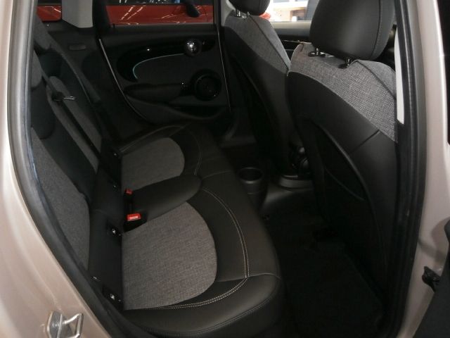 BMW MINI COOPER 5DOOR 2021