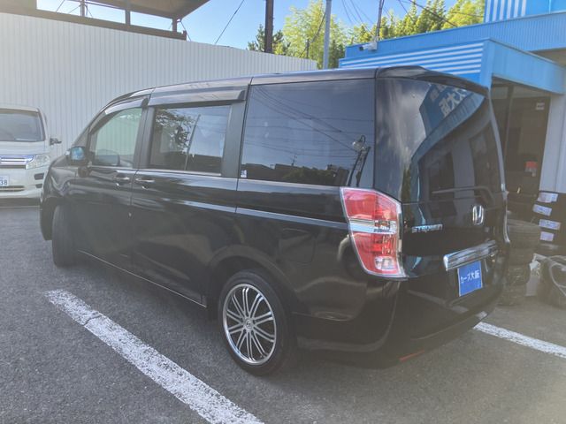 HONDA STEPWAGON 2010