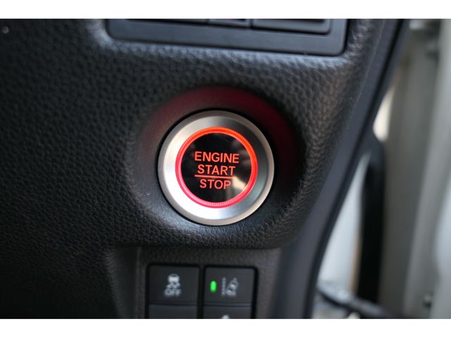 HONDA N BOX CUSTOM 2018