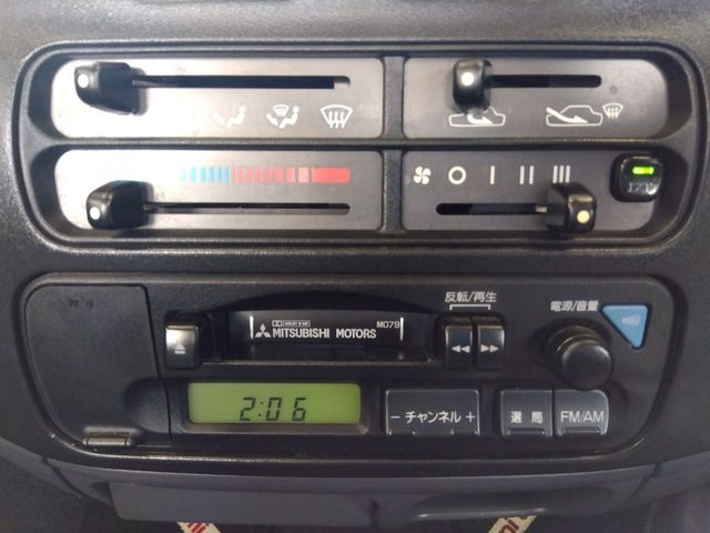 MITSUBISHI MINICA 1998