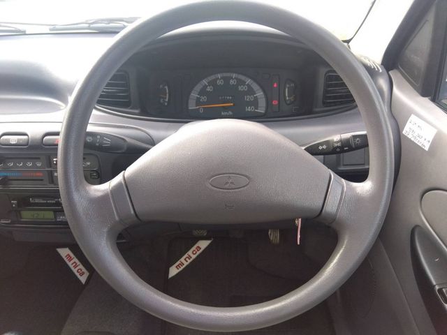 MITSUBISHI MINICA 1998