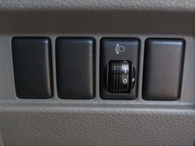 NISSAN NV350 CARAVAN 1.2t 2019