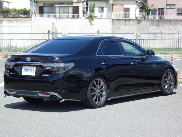 TOYOTA MARK X 2017