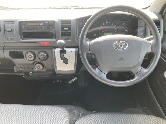 TOYOTA HIACE van 1.25t 2WD 2016