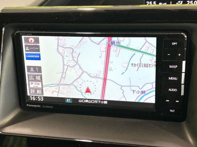 TOYOTA VOXY HYBRID 2017