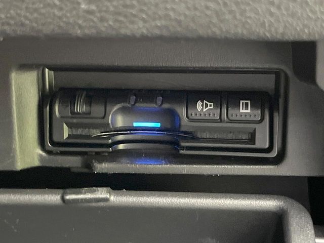 NISSAN SERENA  S-HYBRID 2016