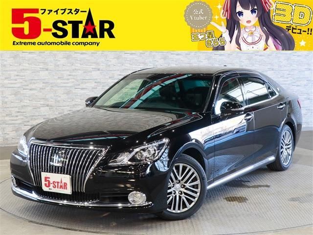TOYOTA CROWN MAJESTA HYBRID 2016