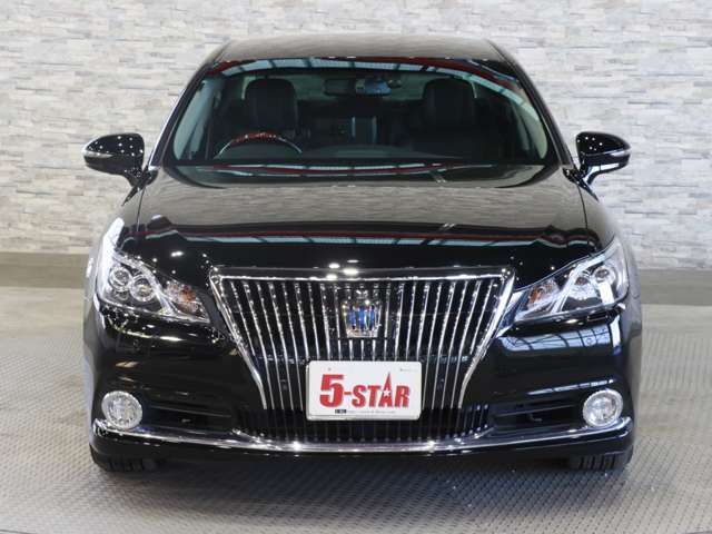 TOYOTA CROWN MAJESTA HYBRID 2016
