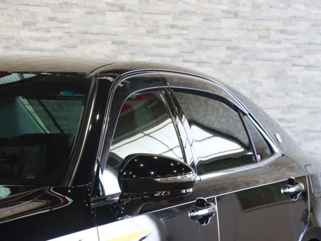 TOYOTA CROWN MAJESTA HYBRID 2016