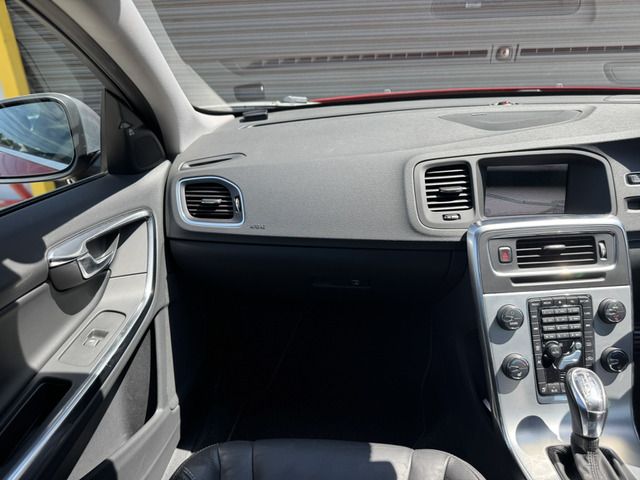 VOLVO VOLVO S60 2014