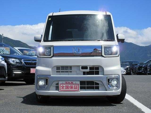 DAIHATSU WAKE 2015