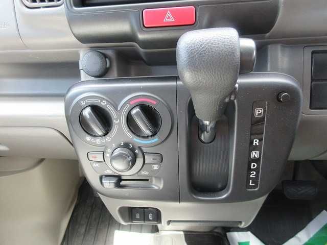 NISSAN NV100 CLIPPER 2023