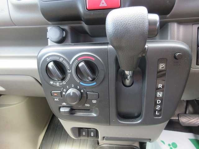 NISSAN NV100 CLIPPER 2023