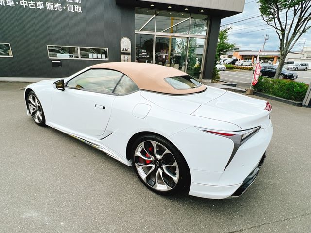 TOYOTA LEXUS LC500 Convertible 2023