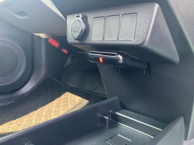 DAIHATSU MIRA e:S 2020