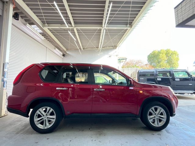 NISSAN X-TRAIL 2WD 2011