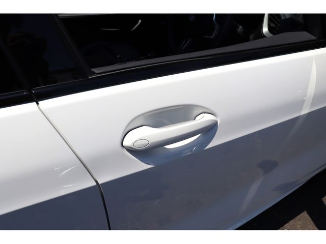 BMW BMW 1series 2020