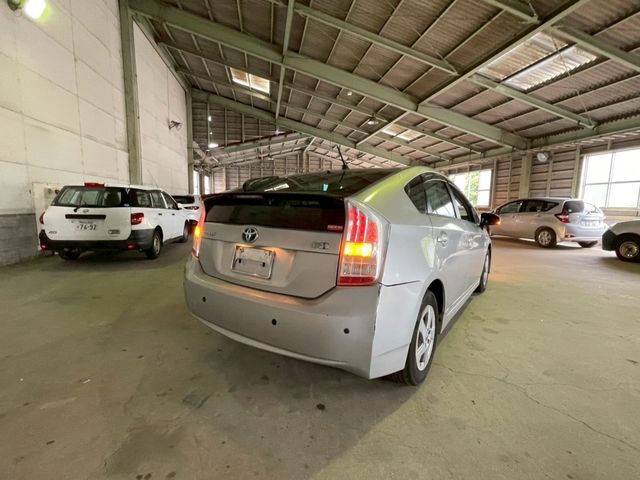 TOYOTA PRIUS 2009