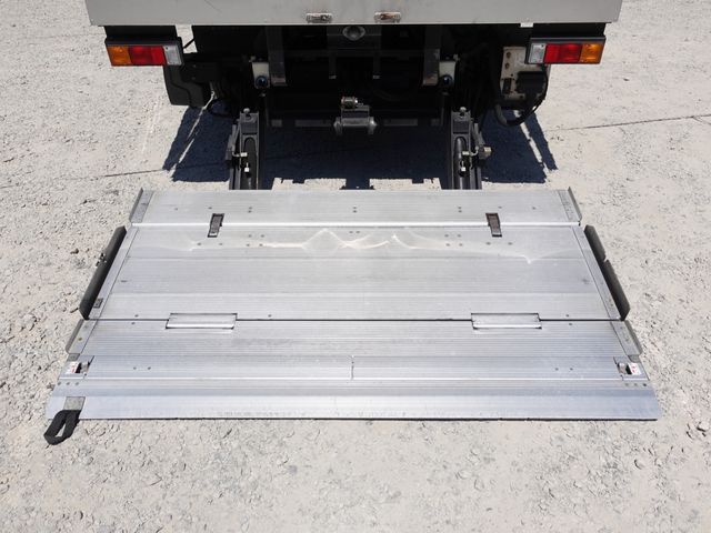 MITSUBISHI CANTER 2019