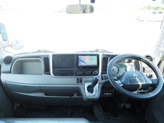 MITSUBISHI CANTER 2016