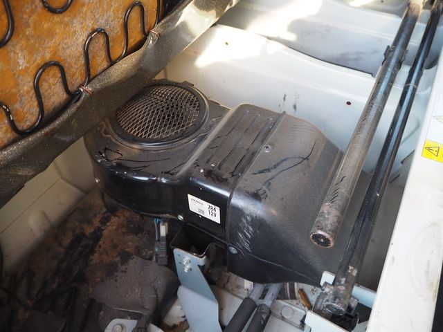 MITSUBISHI CANTER 2016