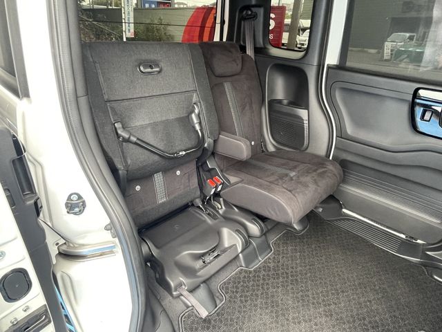 HONDA N BOX CUSTOM 2021