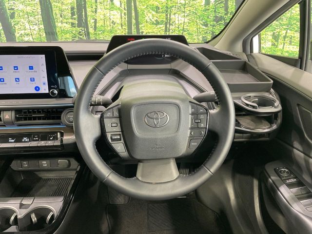TOYOTA PRIUS 2023