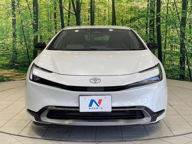 TOYOTA PRIUS 2023