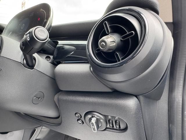 BMW MINI COOPER 2022