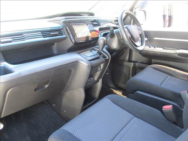 HONDA STEPWAGON SPADA 2016