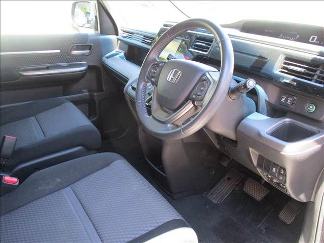 HONDA STEPWAGON SPADA 2016