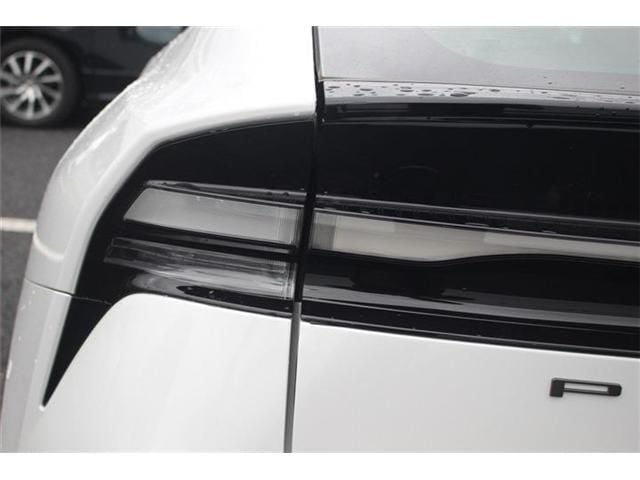 TOYOTA PRIUS PHV 2023