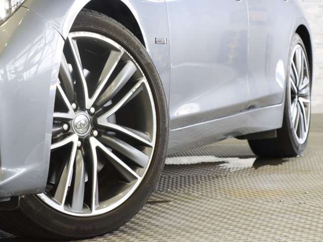 NISSAN SKYLINE HYBRID 2014