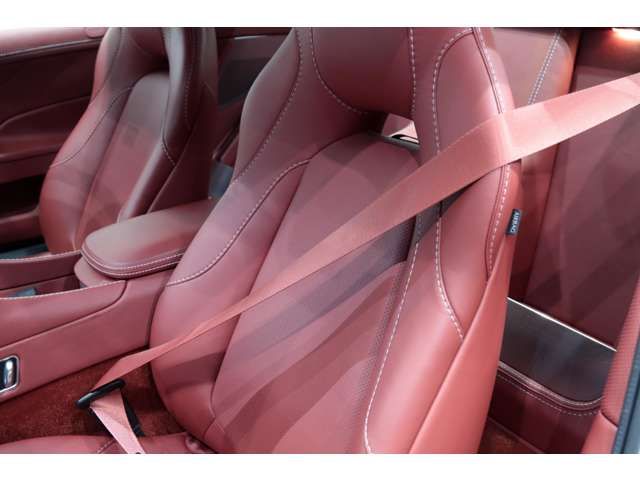 ASTON MARTIN ASTON MARTIN 2017