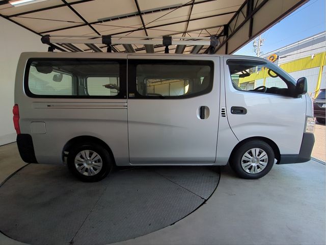 NISSAN NV350 CARAVAN 2019