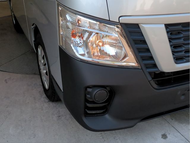 NISSAN NV350 CARAVAN 2019