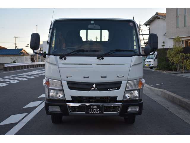 MITSUBISHI CANTER 2016