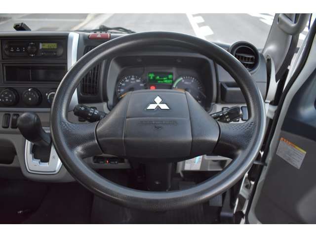 MITSUBISHI CANTER 2016