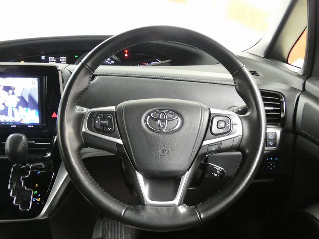 TOYOTA ESTIMA  4WD 2018