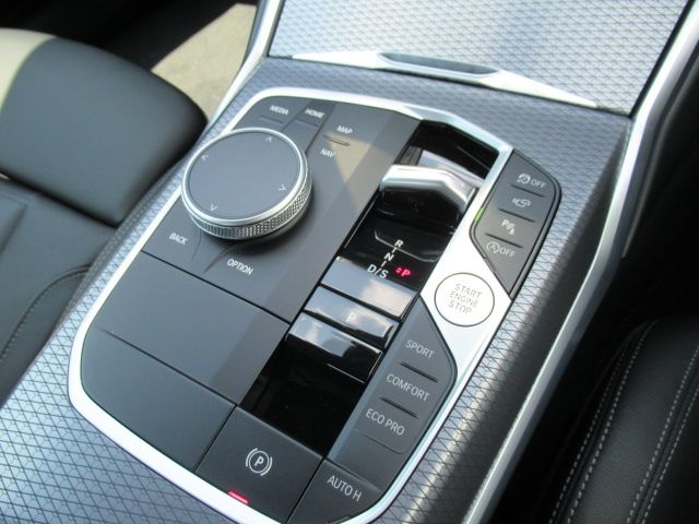 BMW BMW 3series sedan 2025