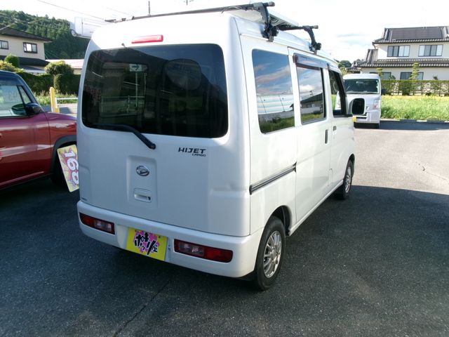 DAIHATSU HIJET CARGO 4WD 2016