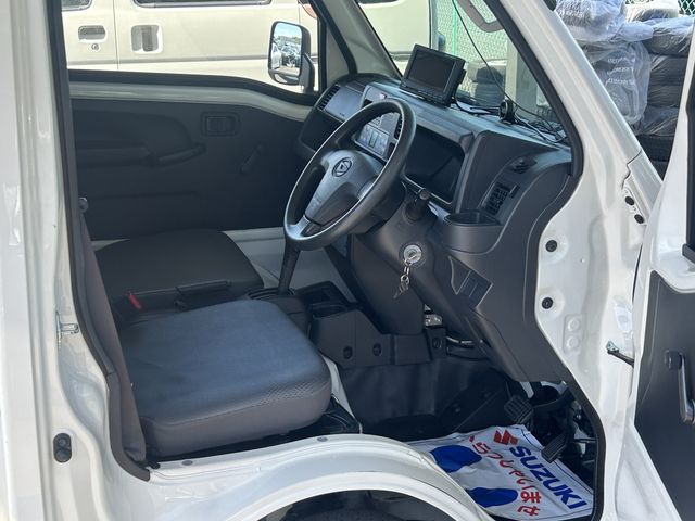 DAIHATSU HIJET truck 2016