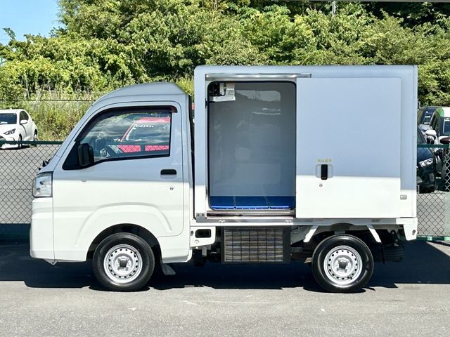 DAIHATSU HIJET truck 2016