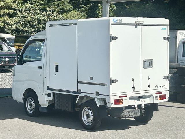 DAIHATSU HIJET truck 2016