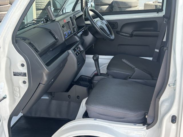 DAIHATSU HIJET truck 2016