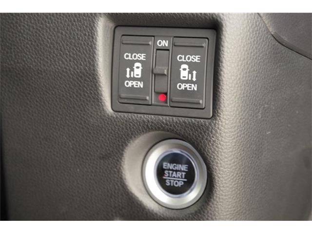 HONDA N BOX CUSTOM 2019