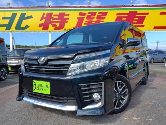 TOYOTA VOXY 2015
